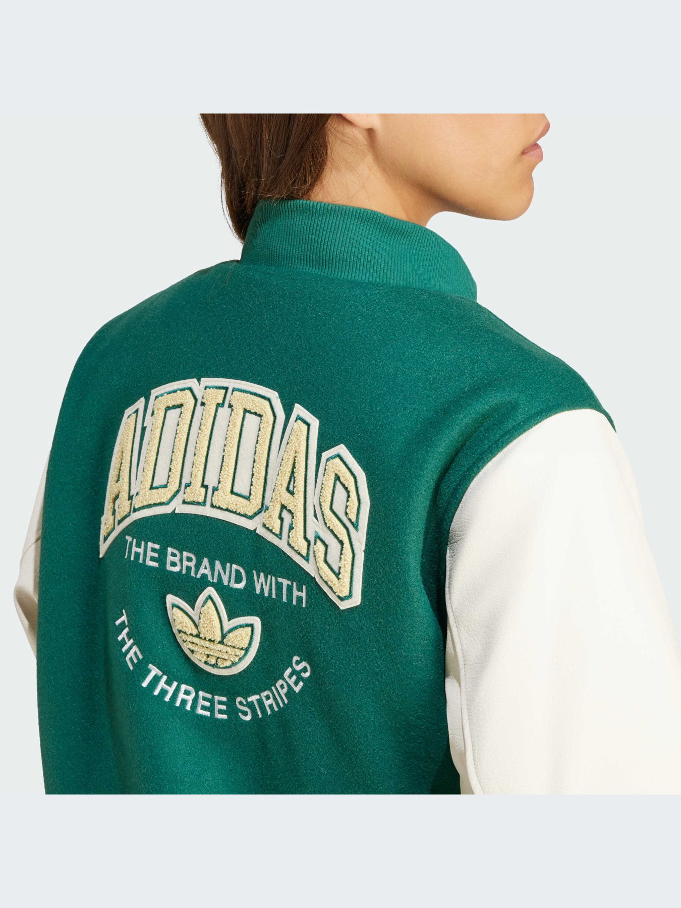 Бомбер Adidas Graphics модель IT7826 Фото