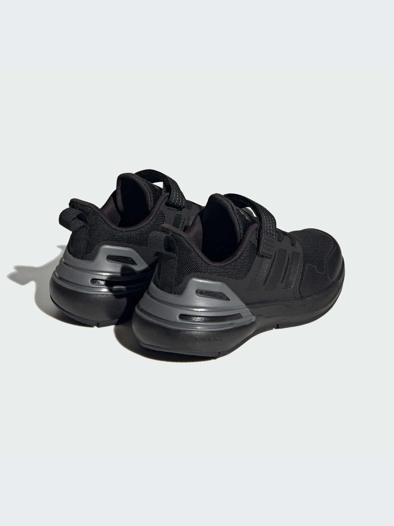 Кросівки повсякденні Adidas модель HP2734 Фото