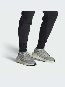 Кросівки Adidas AVRYN модель IE2640 Фото