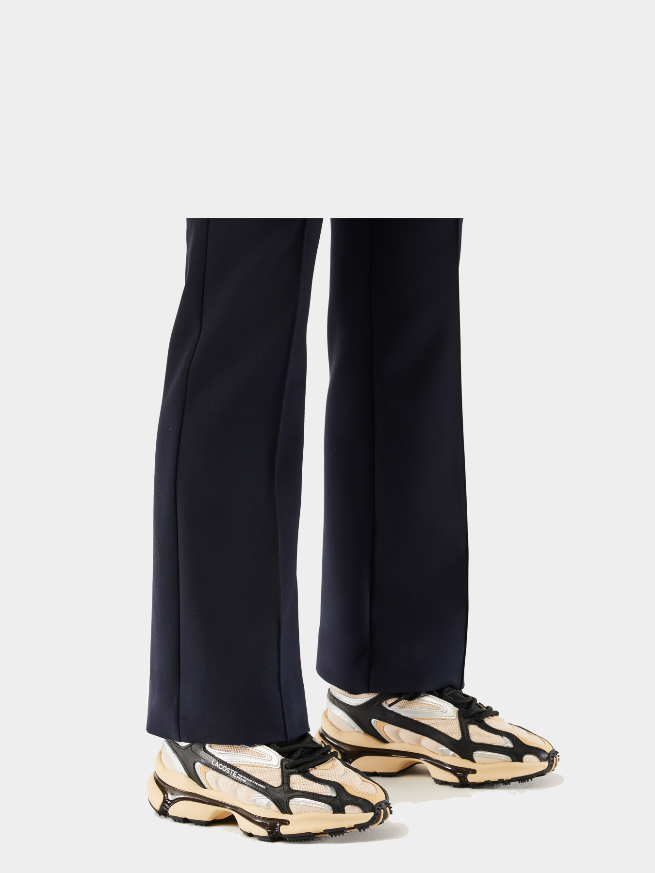 Кроссовки повседневные Lacoste L003 2K24 модель 747SFA00123E8 Фото