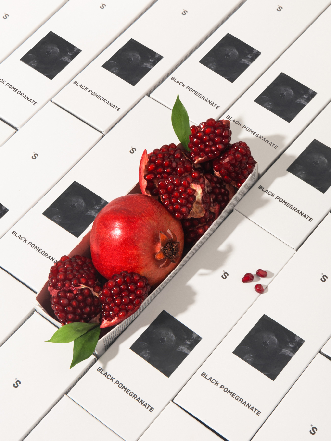 Аромат для дома Черный гранат Sister’s Aroma модель 4820227782246 Фото