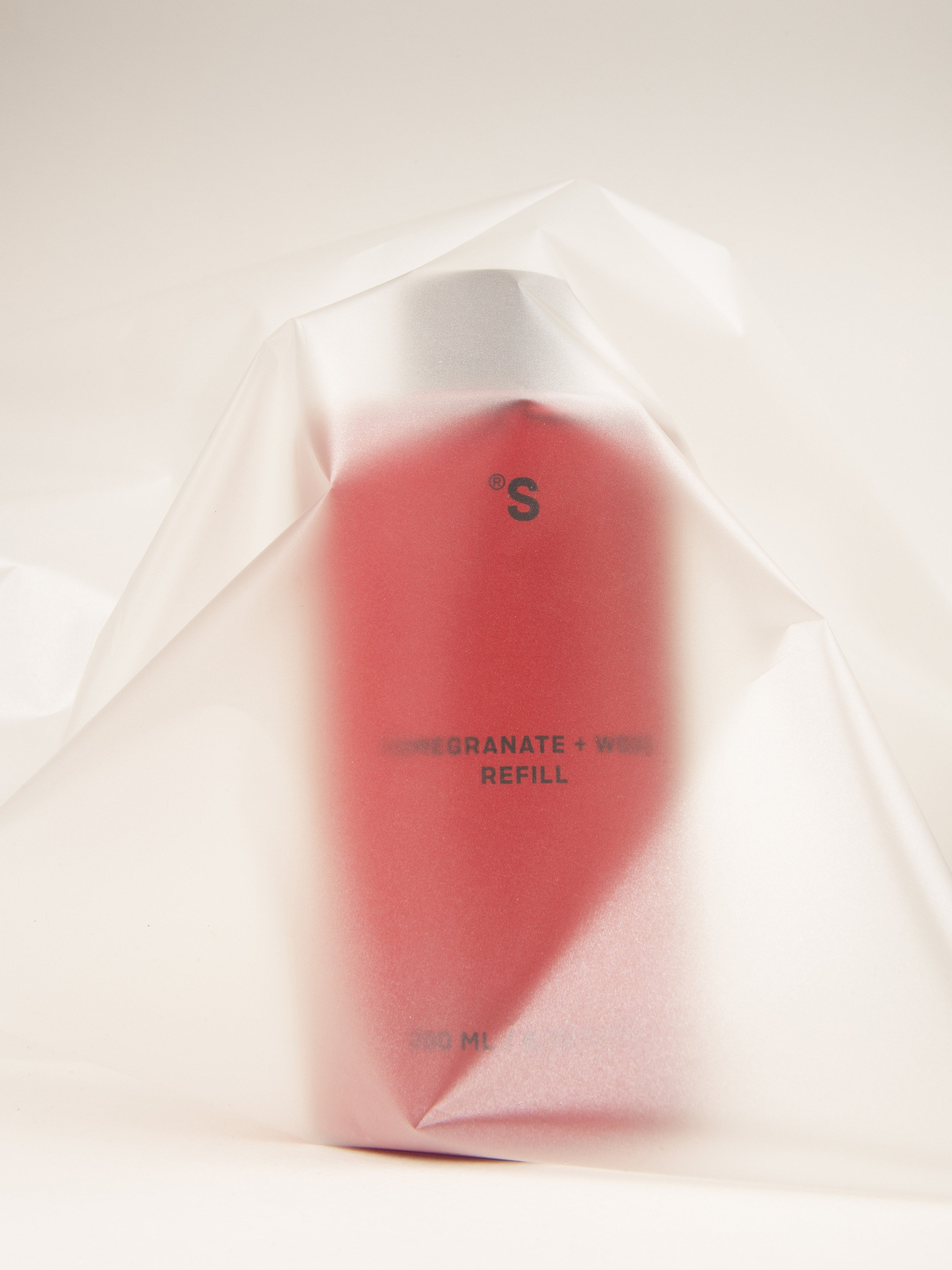 Парфюмерный наполнитель для диффузора Гранат и дерево Sister’s Aroma модель 4820227782772 Фото