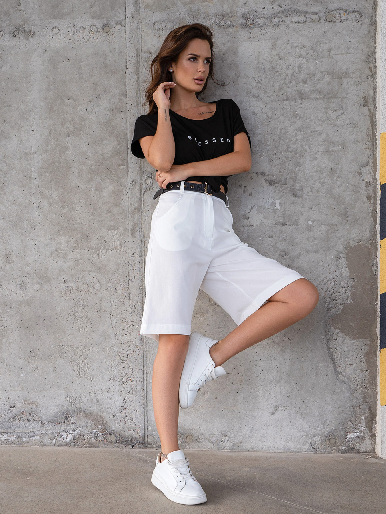 Повседневные шорты ISSA Plus модель 14766_белый Повседневные шорты ISSA Plus модель 14766_белый Фото