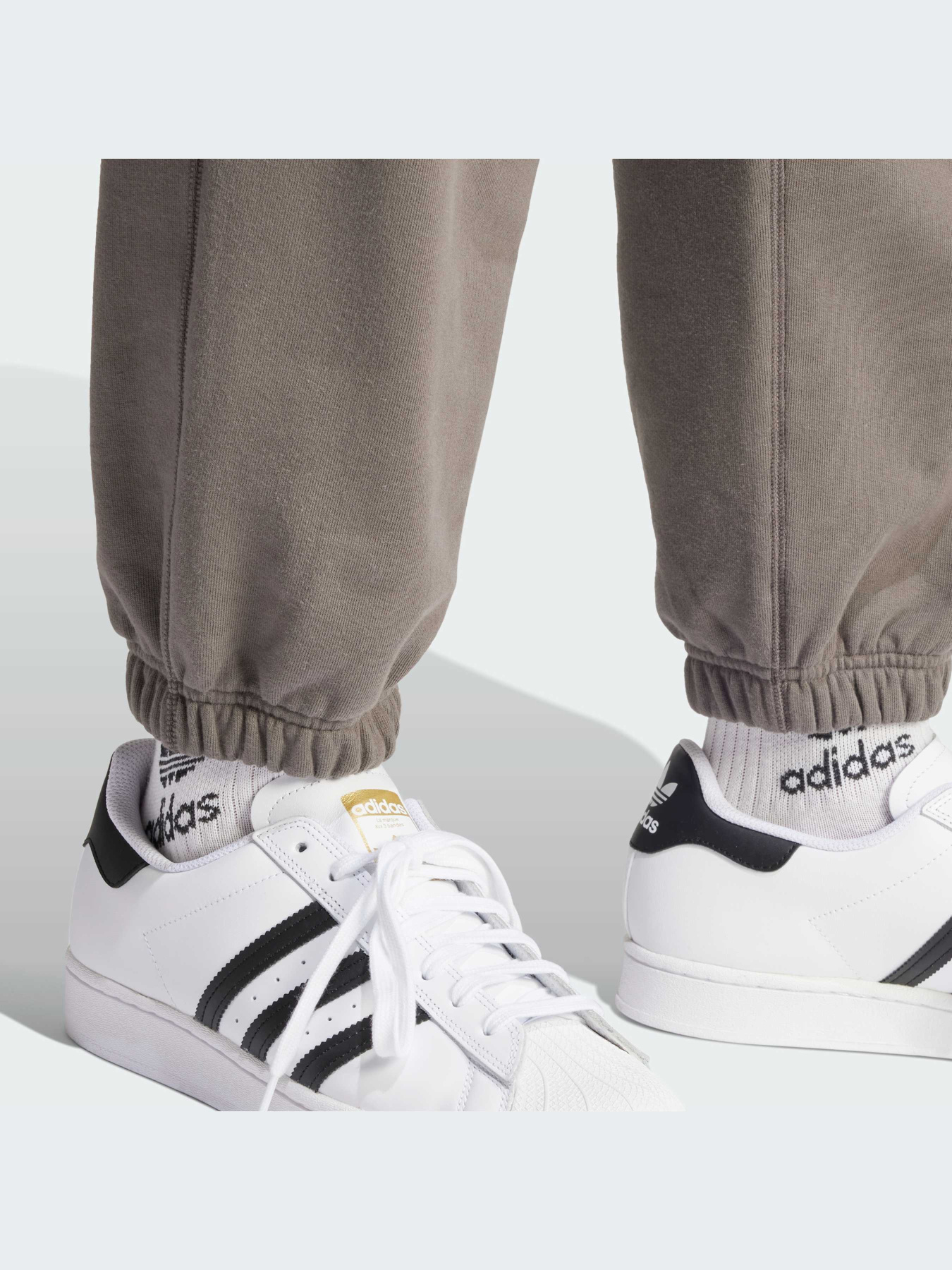 Джоггеры Adidas Adicolor модель IR7888 Фото