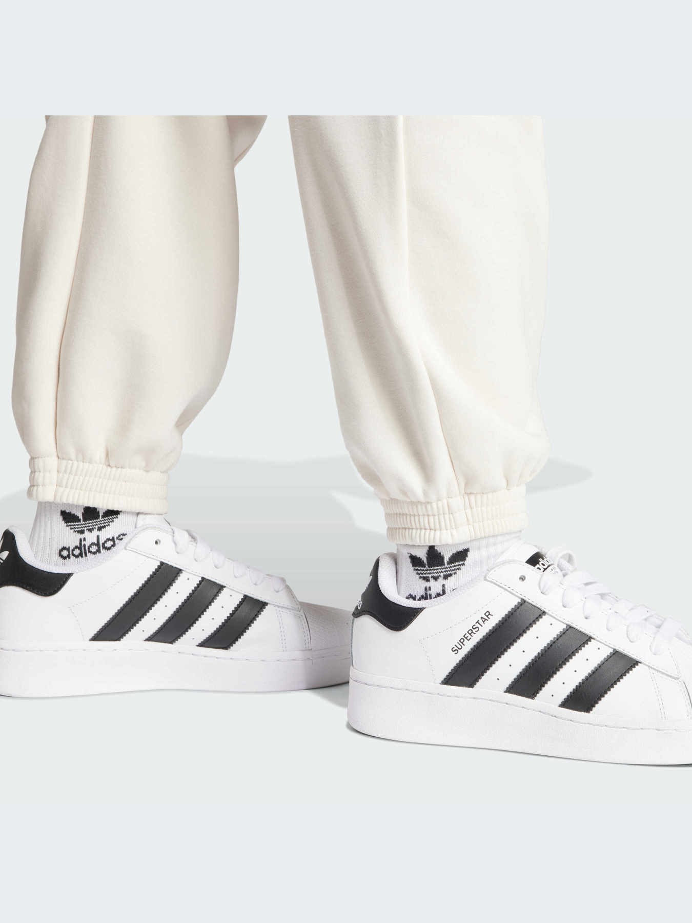 Джоггеры Adidas модель IT1743 Фото