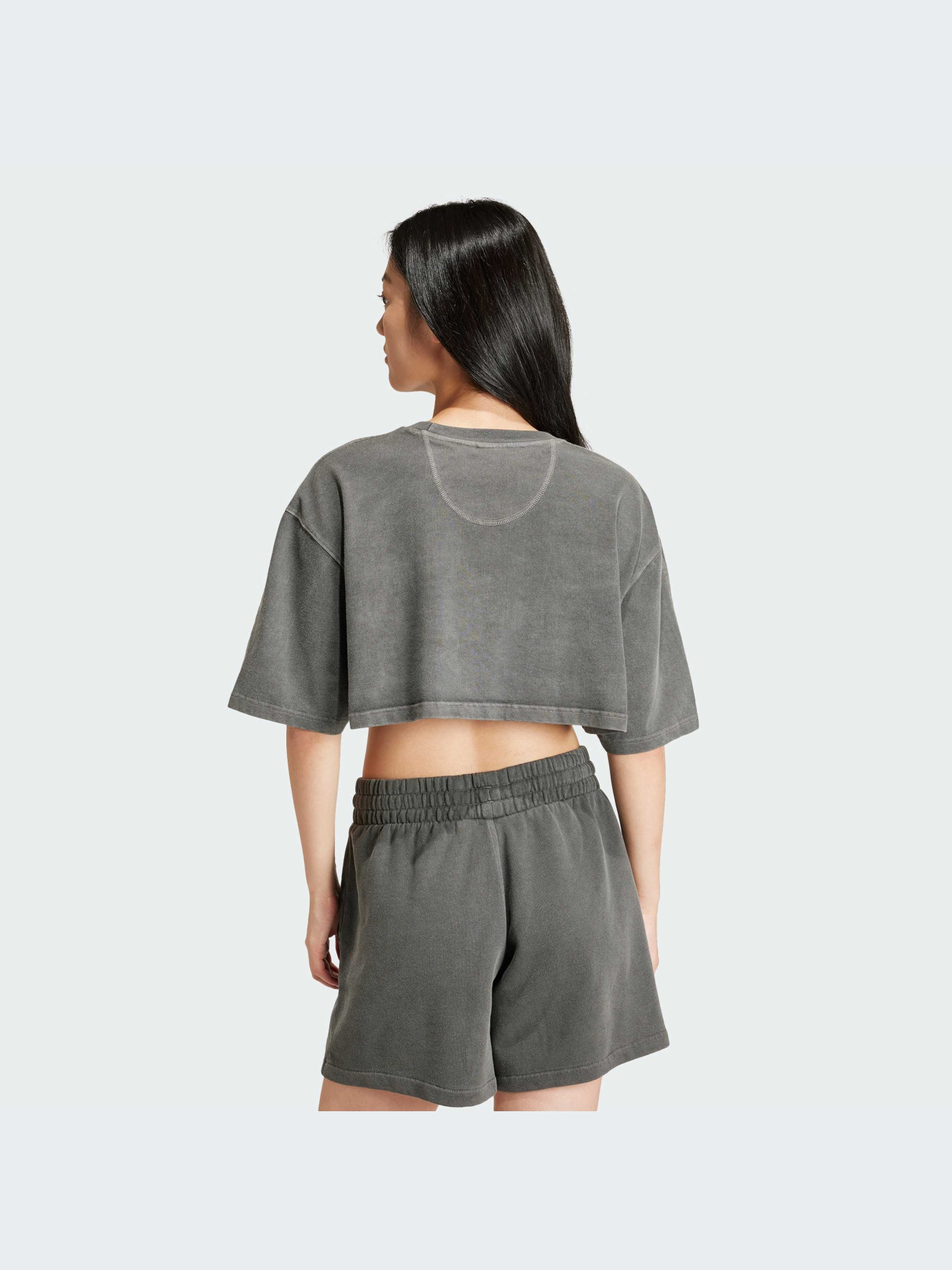 Топ Adidas модель IT9883 Фото