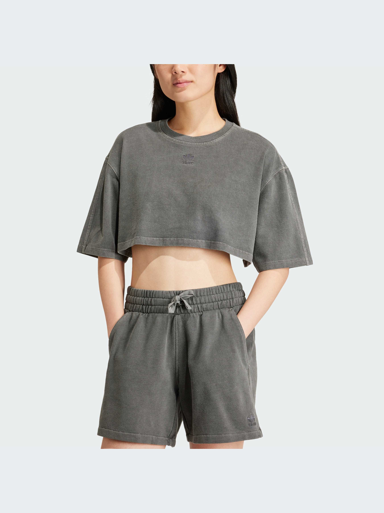 Топ Adidas модель IT9883 Фото