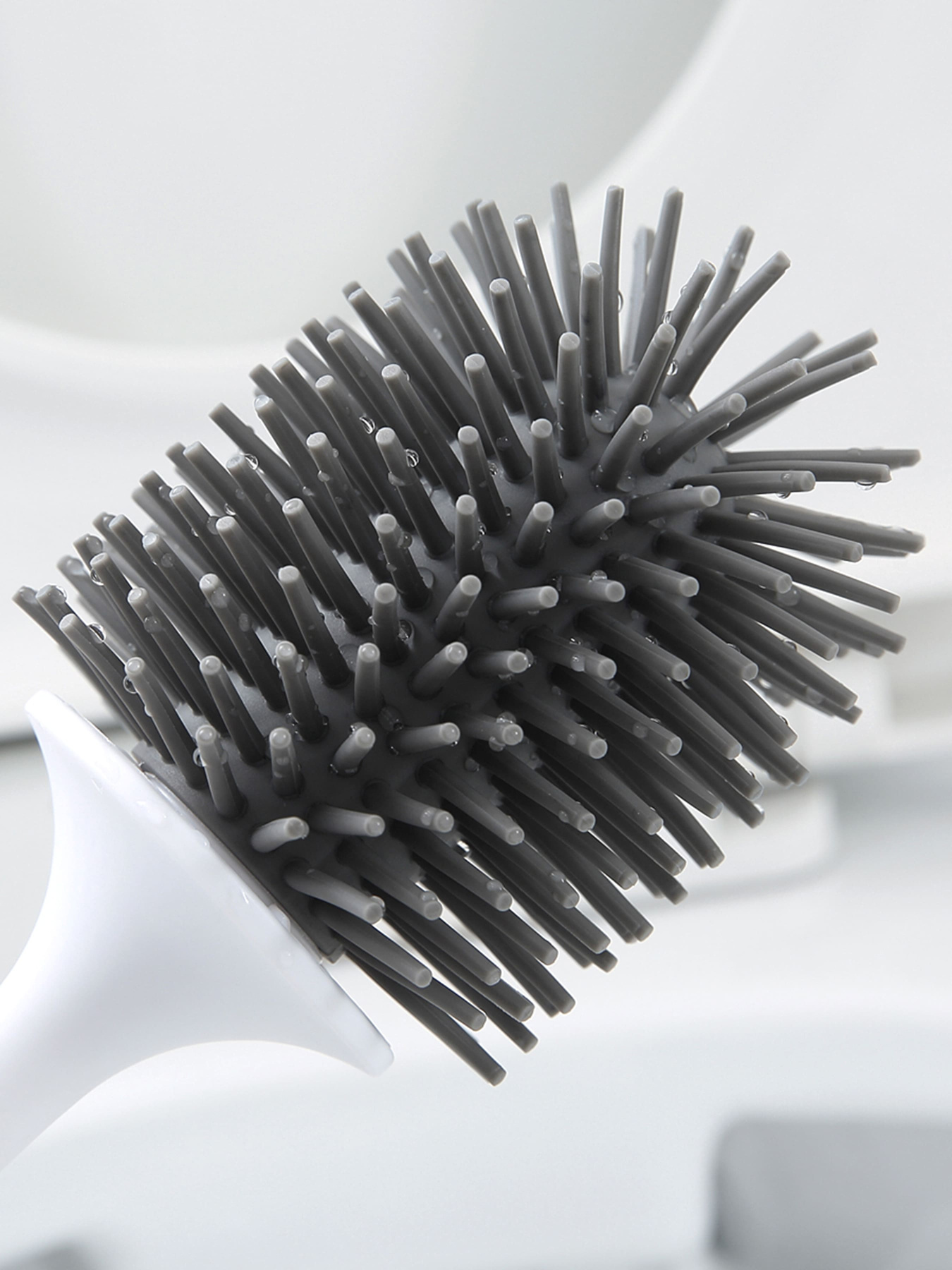 Ершик с силиконовой щеткой клеящийся настенный белый с серым MBM MY HOME модель BP-12 WHITE/GRAY Фото