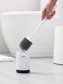 Ершик с силиконовой щеткой напольный белый с черным MBM MY HOME модель BP-13 WHITE/BLACK Фото