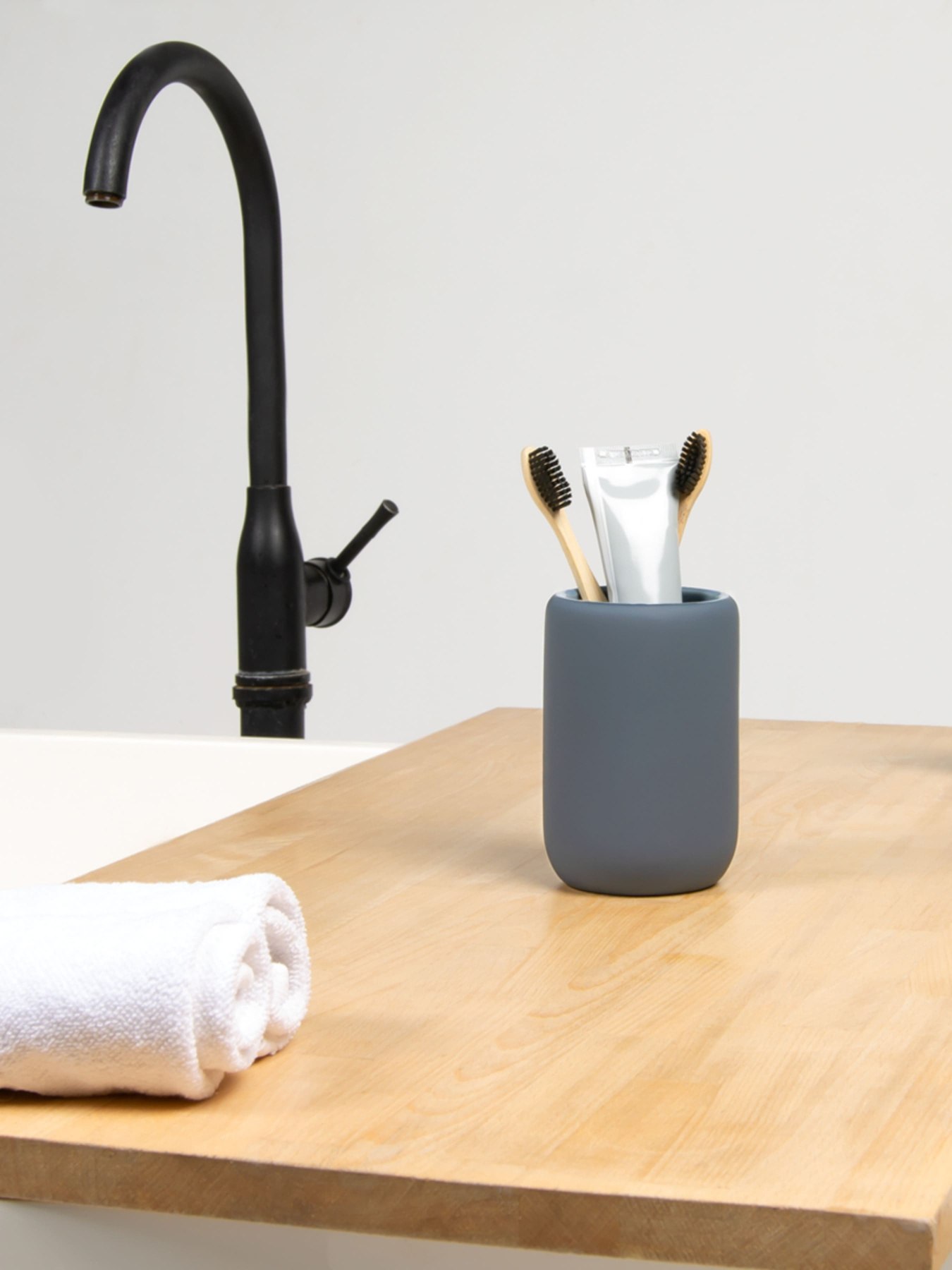 Подставка для зубных щеток и пасты серая Milan MBM HOME модель BA-22 GRAY Фото