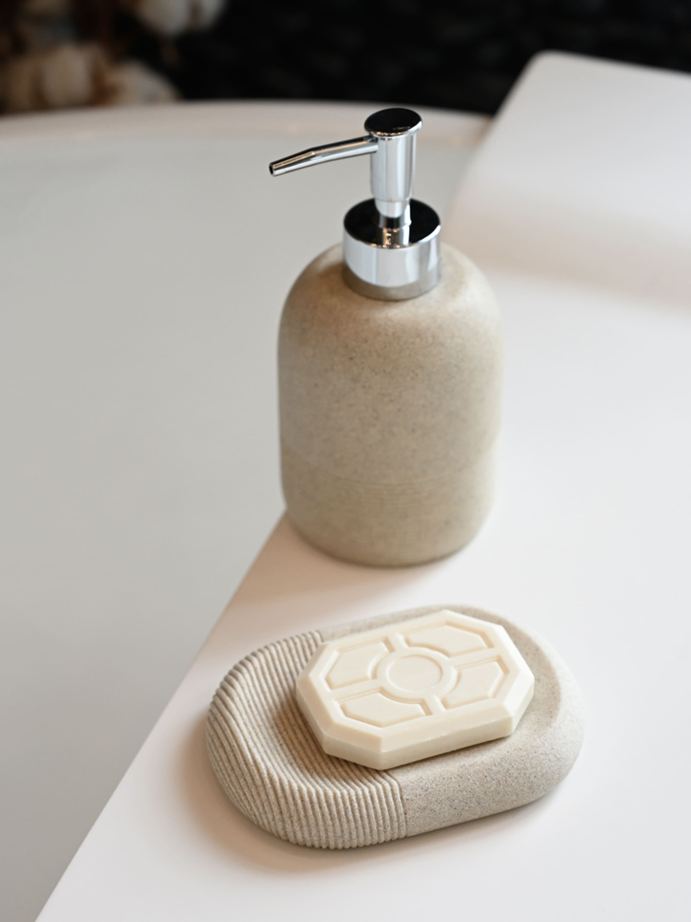 Диспенсер для жидкого мыла бежевый Boston MBM HOME модель BA-04 BEIGE Фото