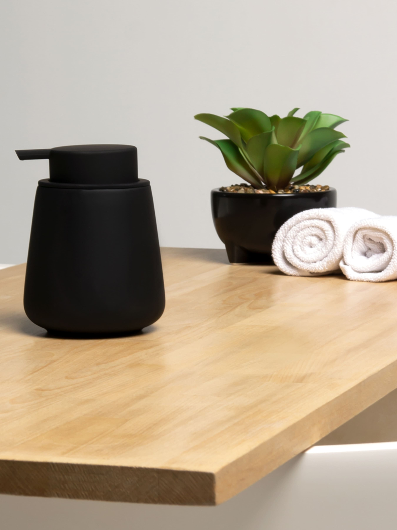 Диспенсер для жидкого мыла черный Jersey MBM MY HOME модель BA-17 BLACK Фото