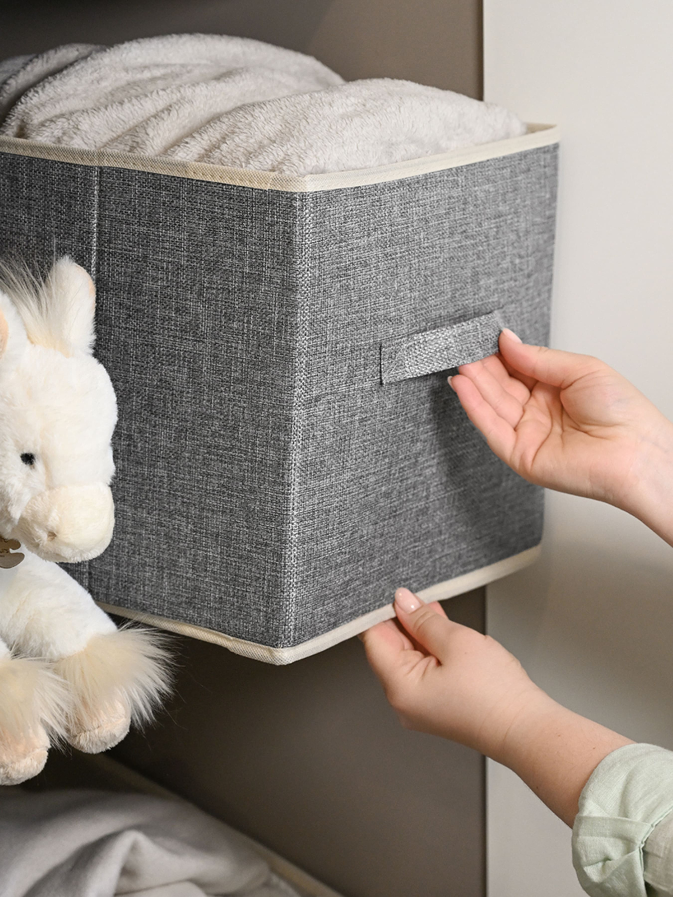 Ящик для хранения квадратный серый MBM MY HOME модель TH-30 LIGHT GRAY Фото