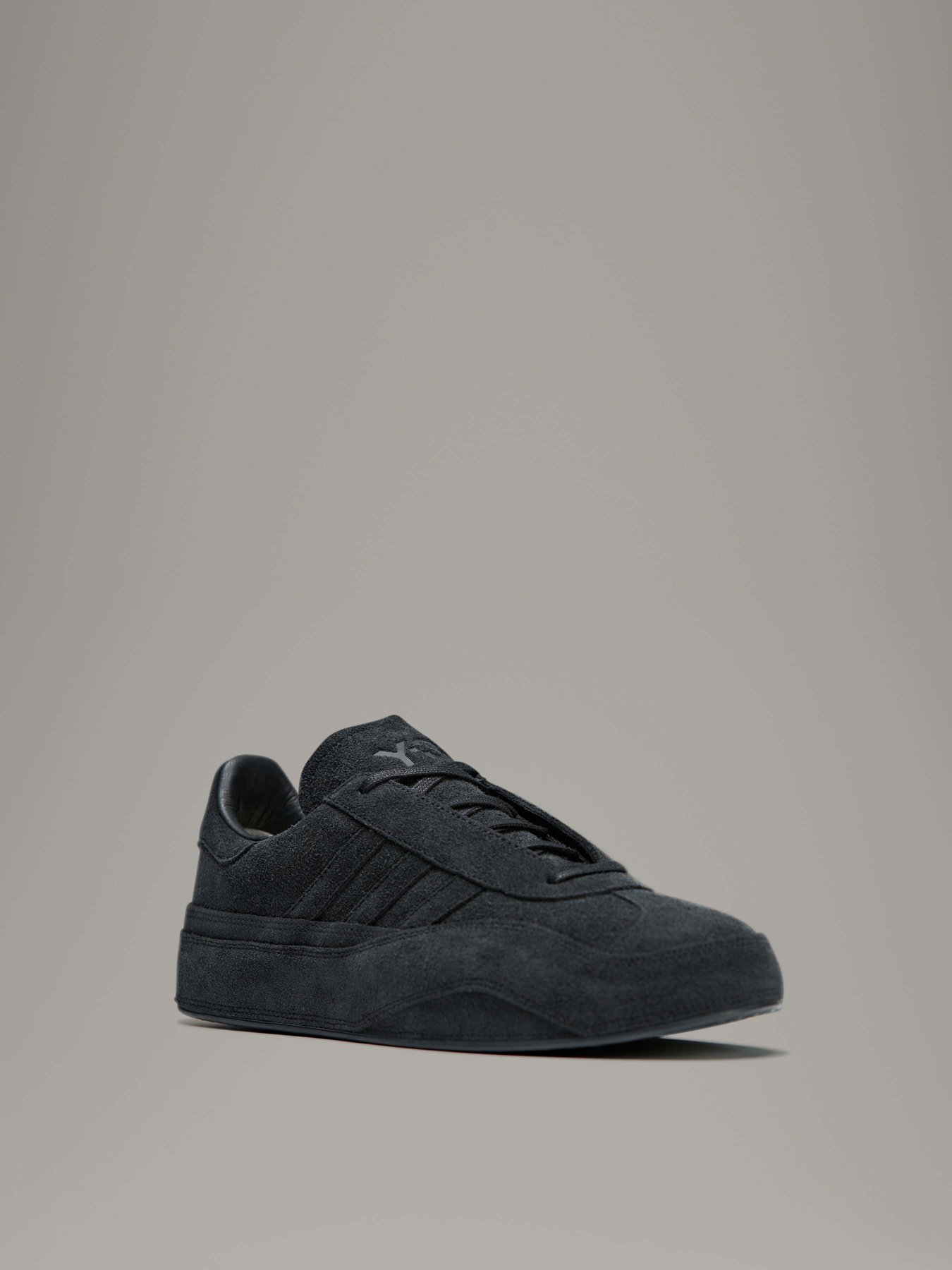 Кеды низкие Adidas Y-3 Gazelle модель IE3239 Фото