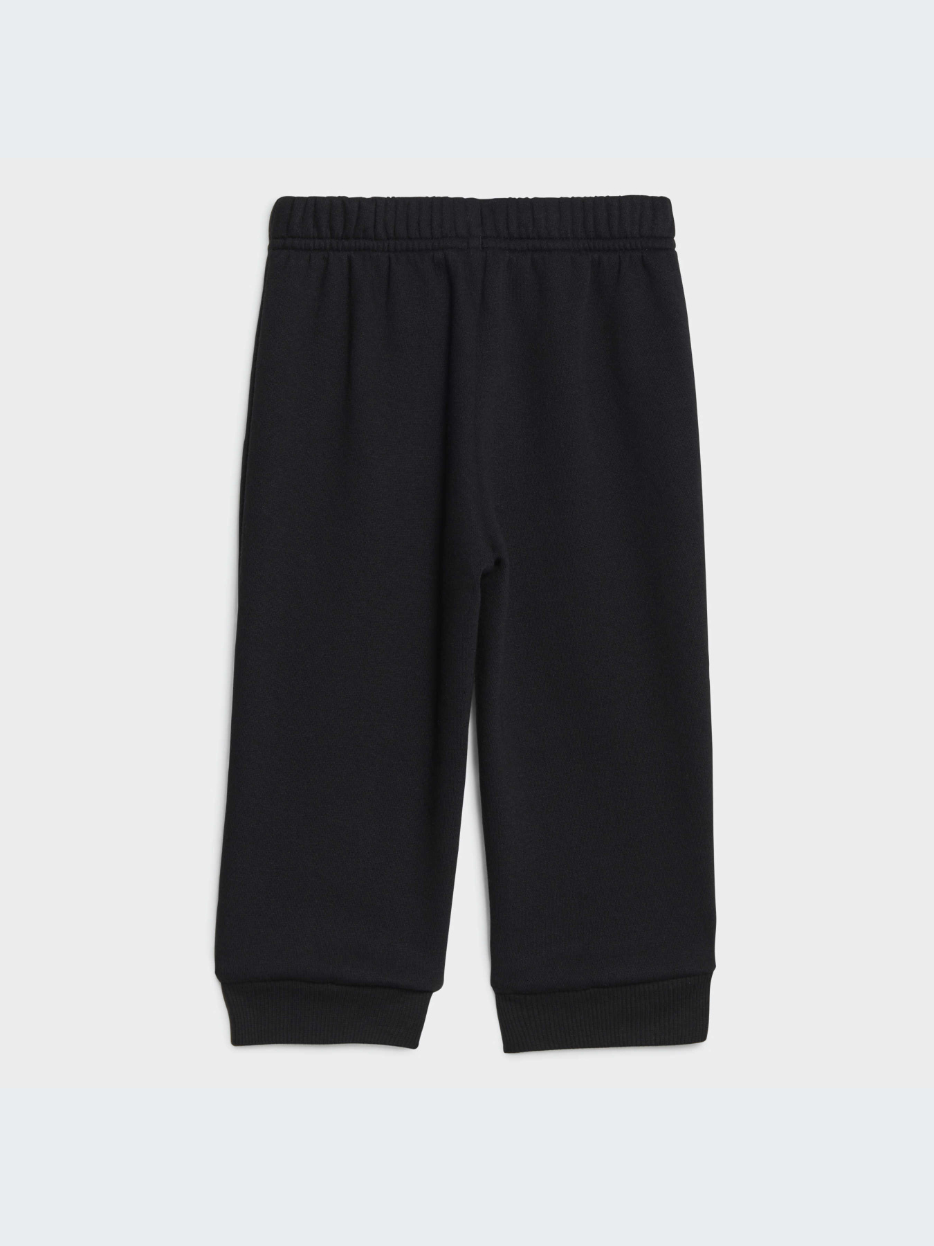 Спортивний костюм Adidas модель HR5882 Спортивний костюм Adidas модель HR5882 Фото