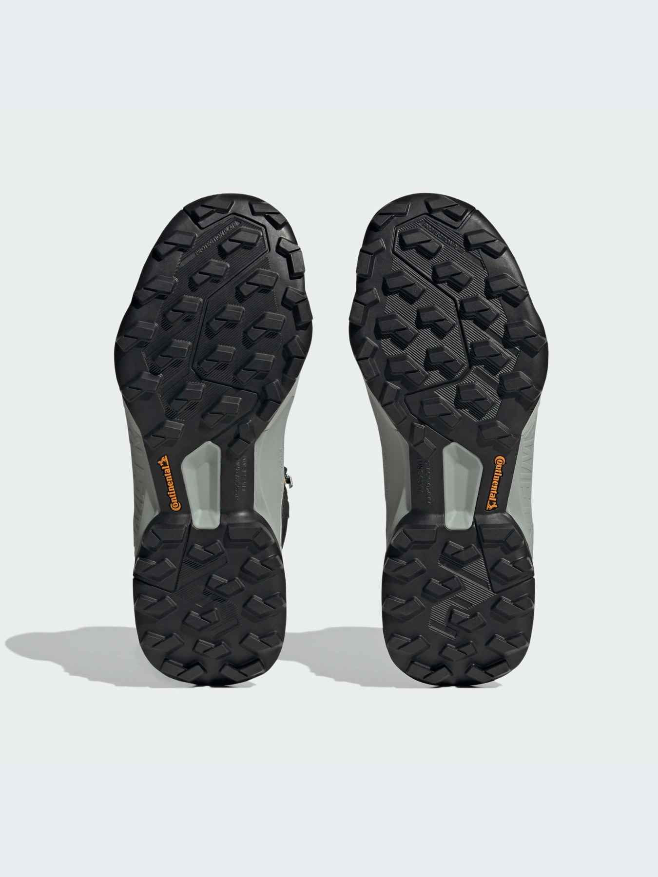 Кросівки аутдор Adidas модель IF2401 Фото