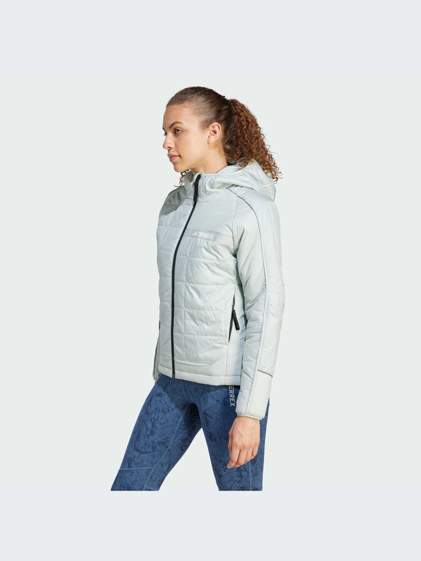 Демісезонна куртка Adidas модель IB1075 Фото