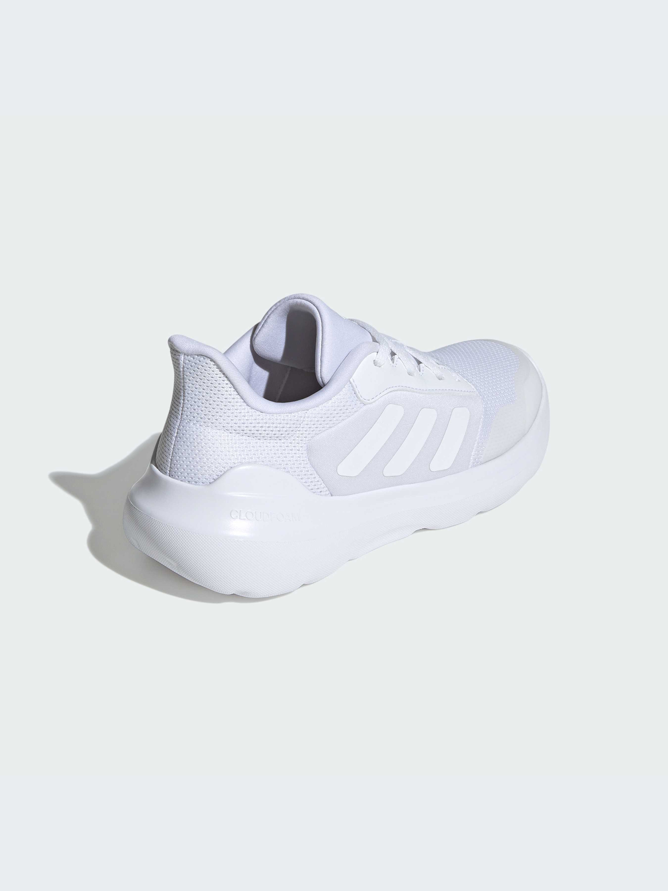 Кросівки Adidas модель IE3543 Фото