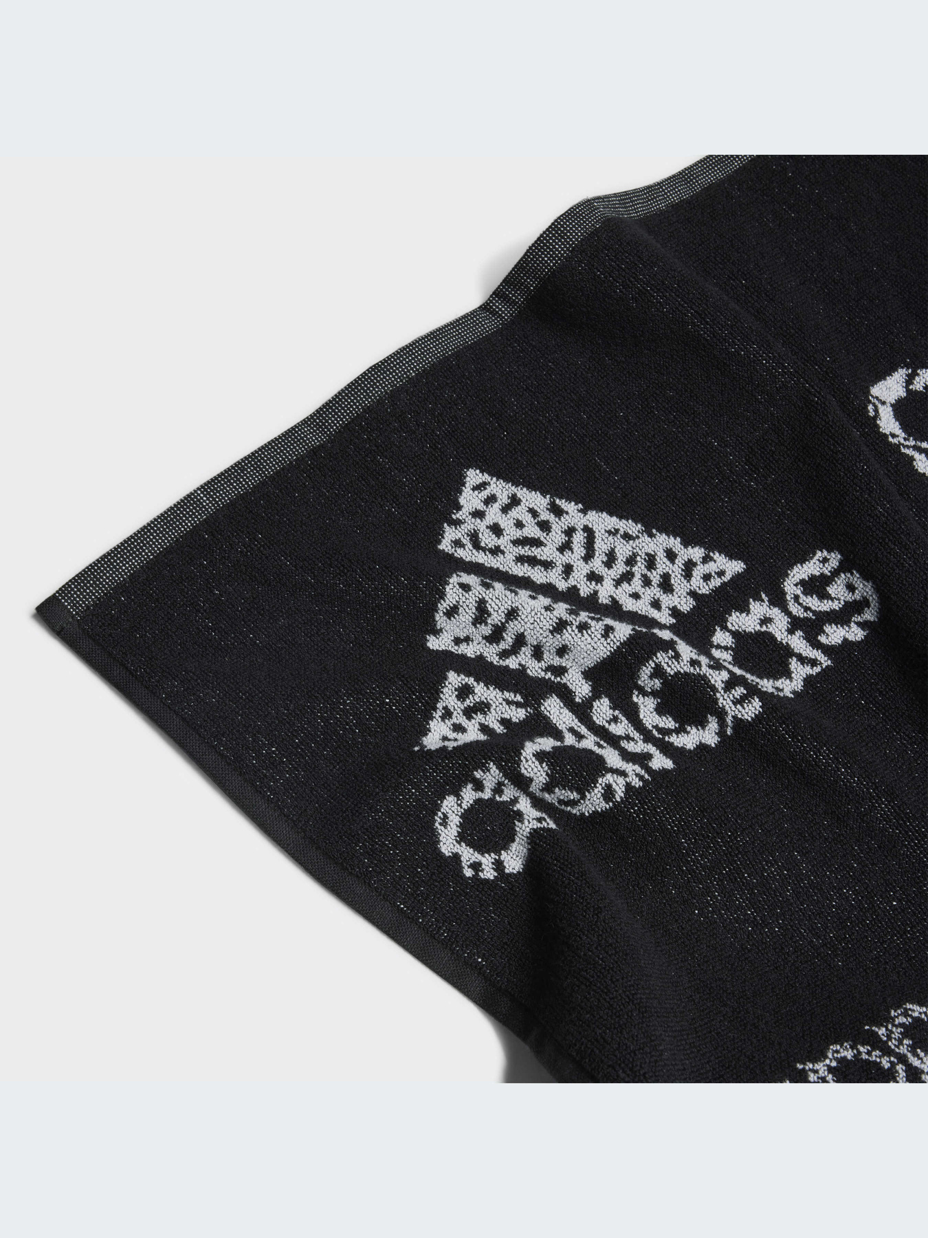 Туристическое полотенце Adidas модель HS2056 Фото