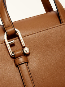 Кросс-боди Furla Nuvola S Boston модель WB01337BX2045RY0001007 Фото