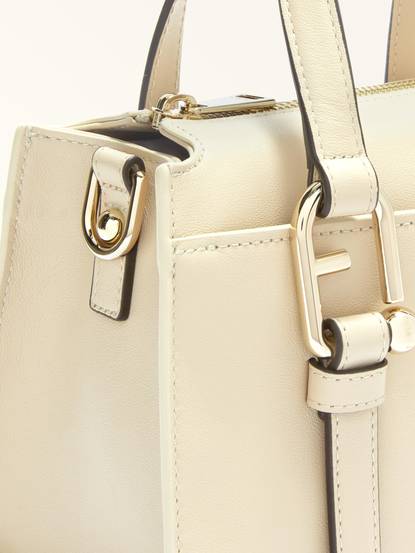 Кросс-боди Furla Nuvola S Boston модель WB01337BX20458E0001007 Фото