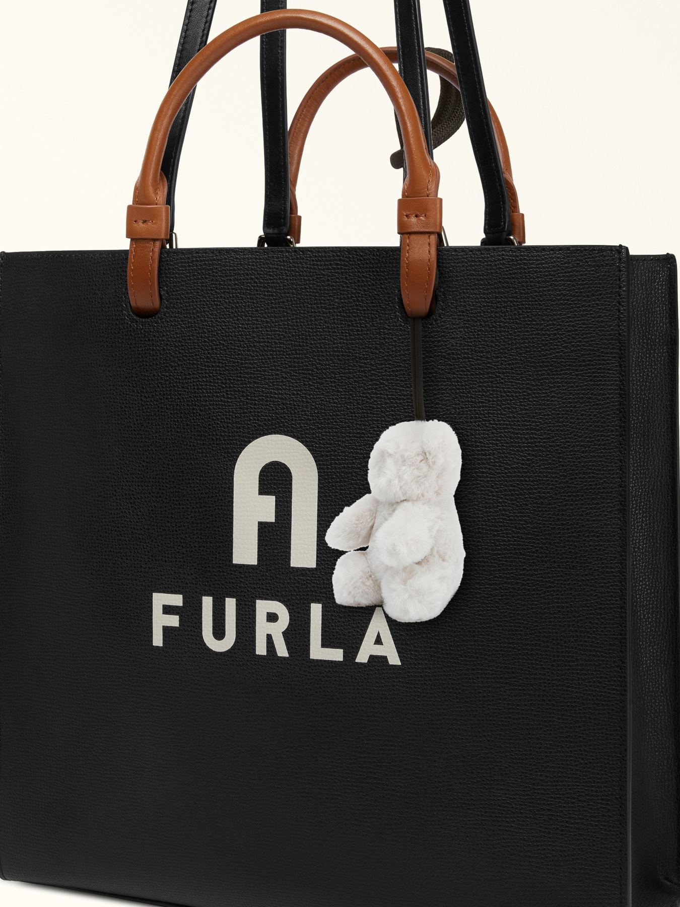 Брелок Furla SOFT CHARM BEAR модель WK00128BX22771704S4401 Фото