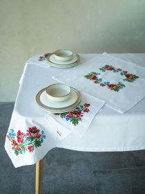Вишита скатертина "За народними мотивами" Едельвіка модель 282-21-00 Фото