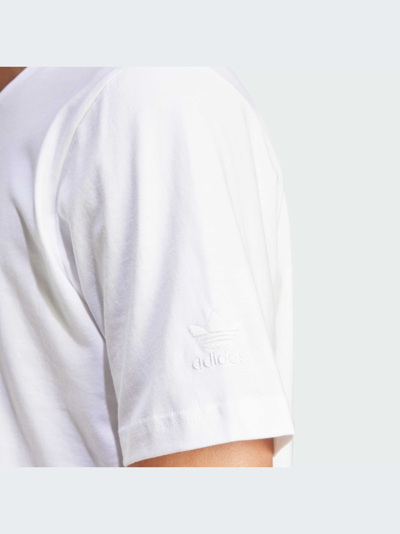 Футболка Adidas Graphics модель IX6748 Фото