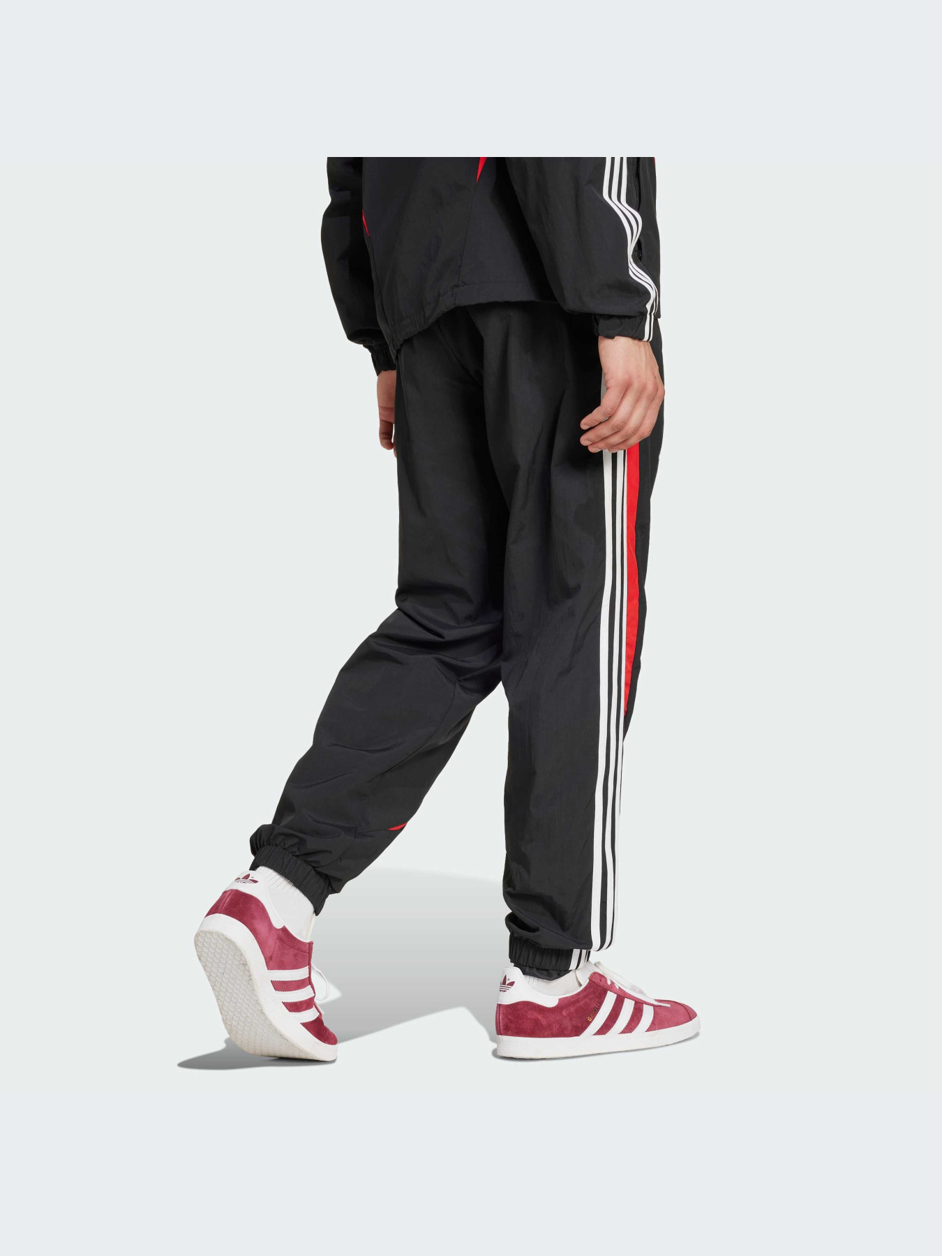 Спортивні штани Adidas модель IX9646 Фото