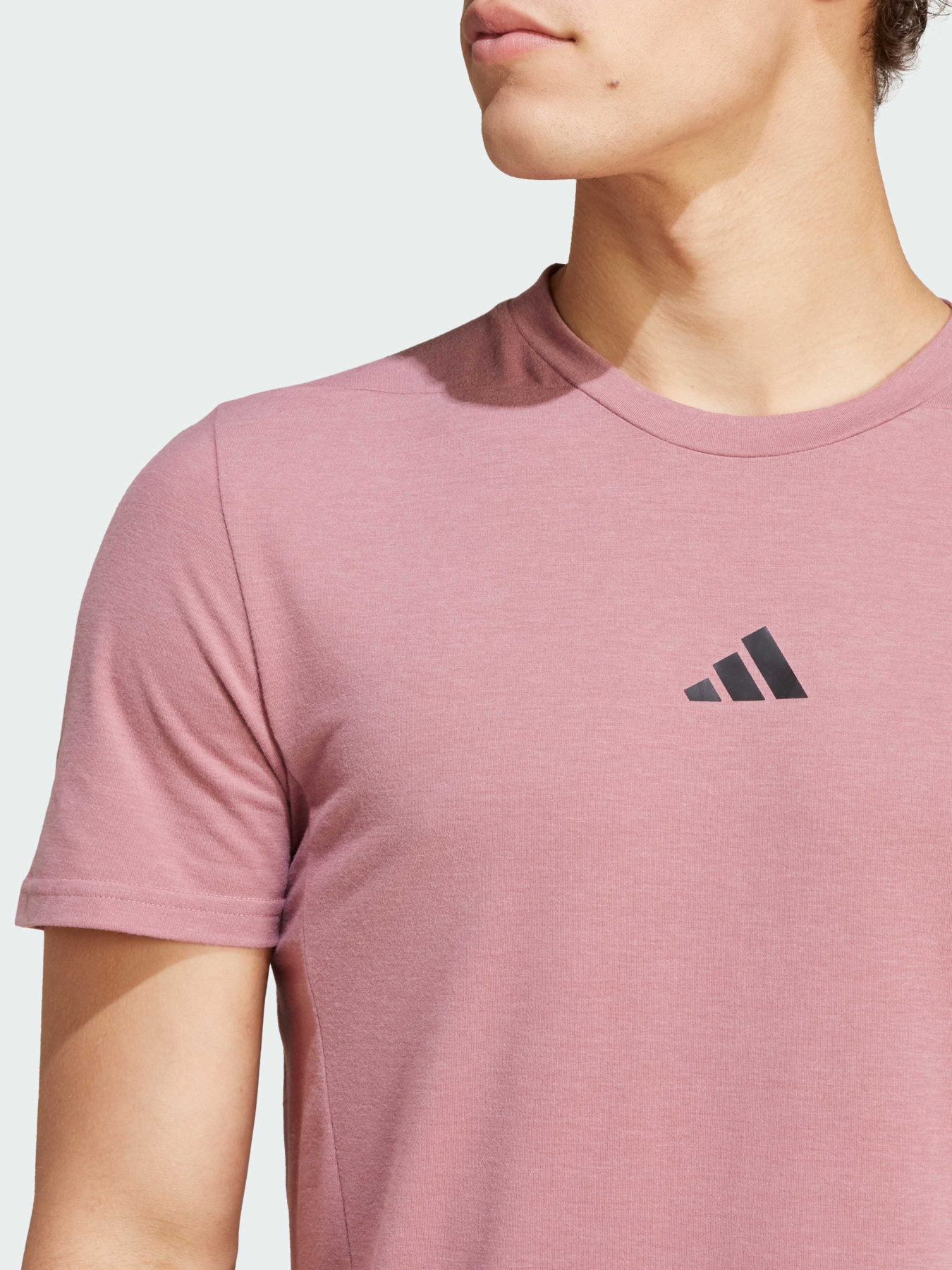 Спортивна футболка Adidas Clima модель IX9148 Фото