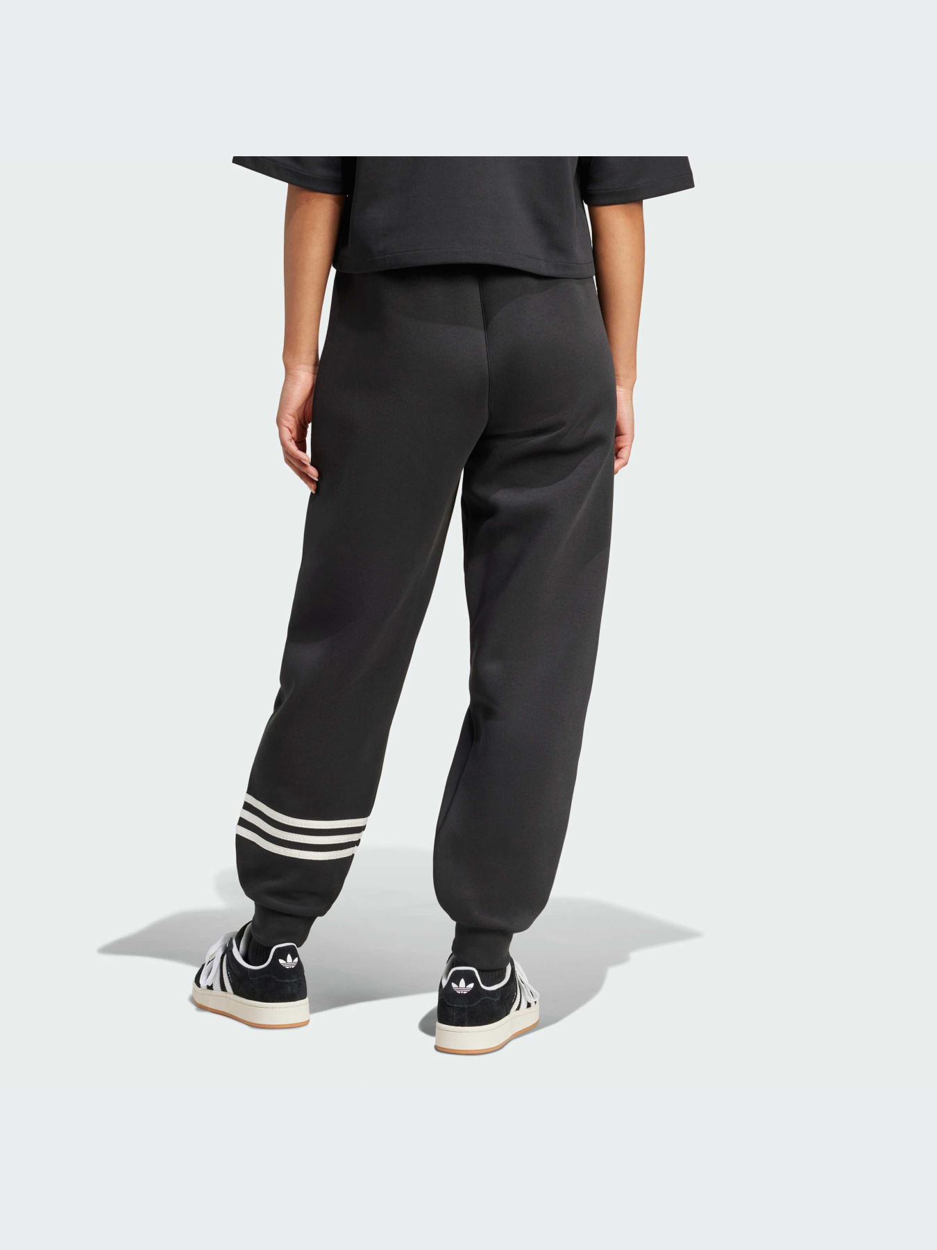 Джоггеры Adidas модель IW5605 Фото