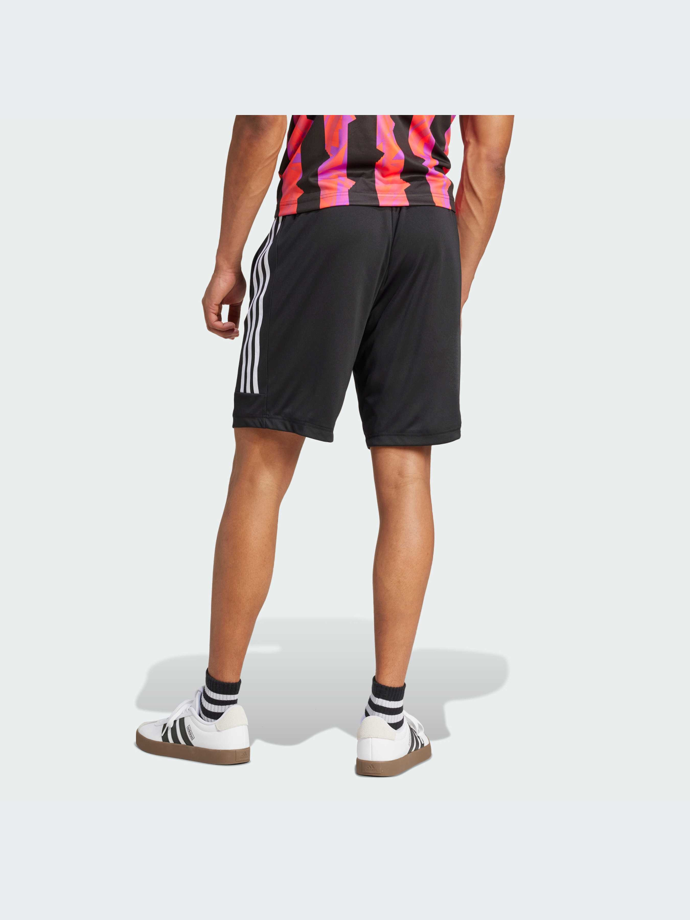 Шорты спортивные Adidas Tiro модель IX1342 Фото