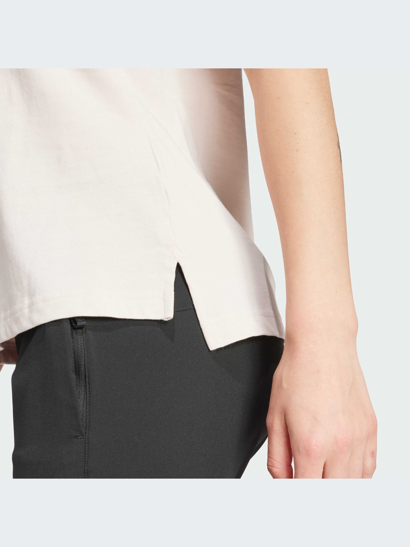 Футболка спортивная Adidas модель IM8245 Фото