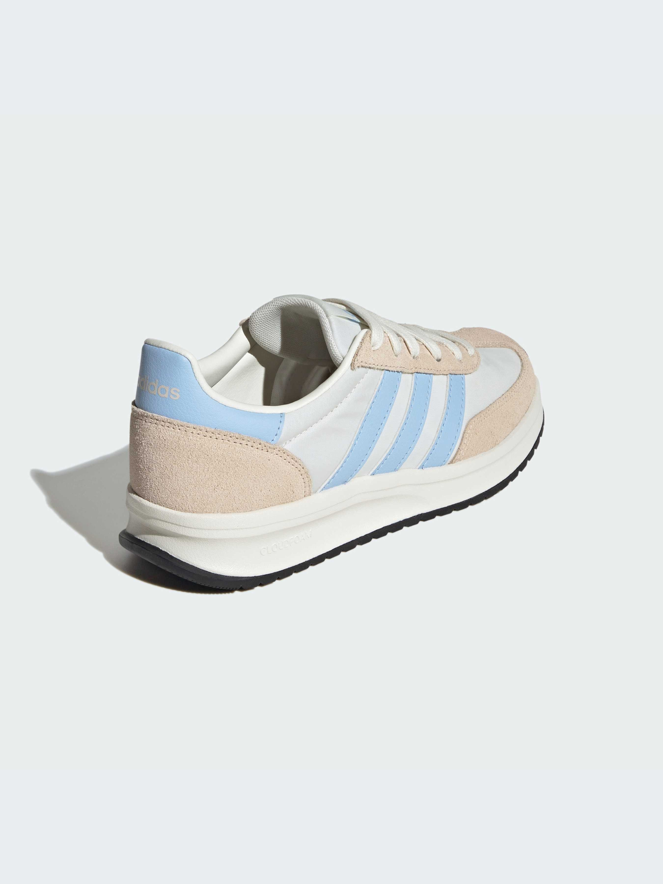 Кросівки Adidas модель IH8602 Фото