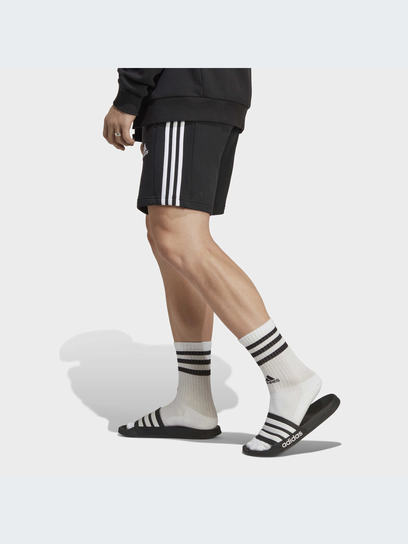 Шорты Adidas модель IC9435 Фото