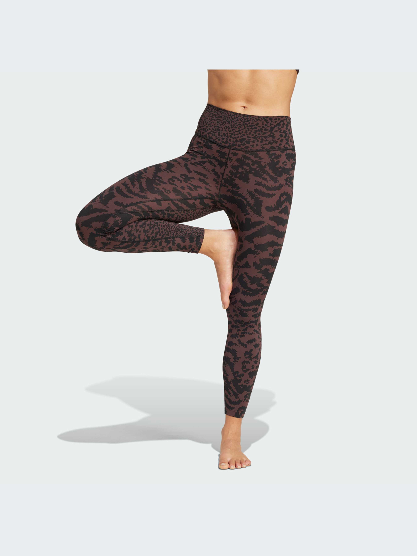 Спортивные леггинсы Adidas модель IS6708 Спортивные леггинсы Adidas модель IS6708 Фото