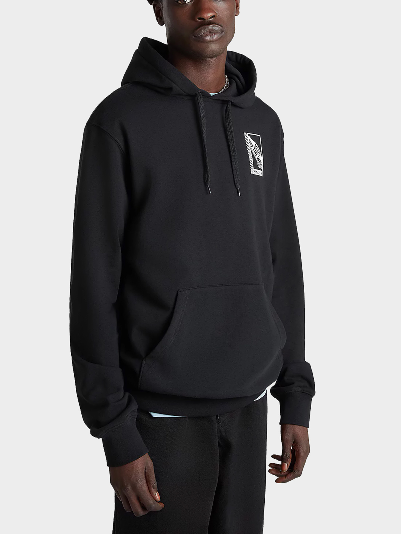 Худи и свитшоты Vans модель VN000GEEBLK1 Фото