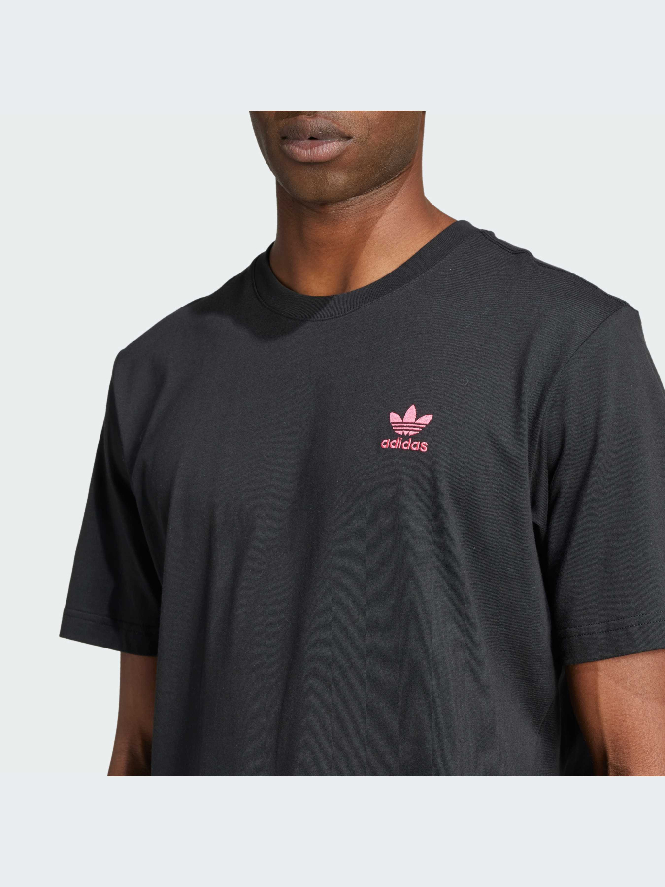 Футболка Adidas Graphics модель IX7820 Фото