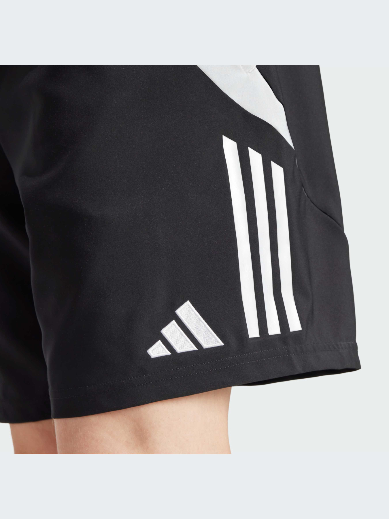 Шорты спортивные Adidas Tiro модель IR9376 Фото