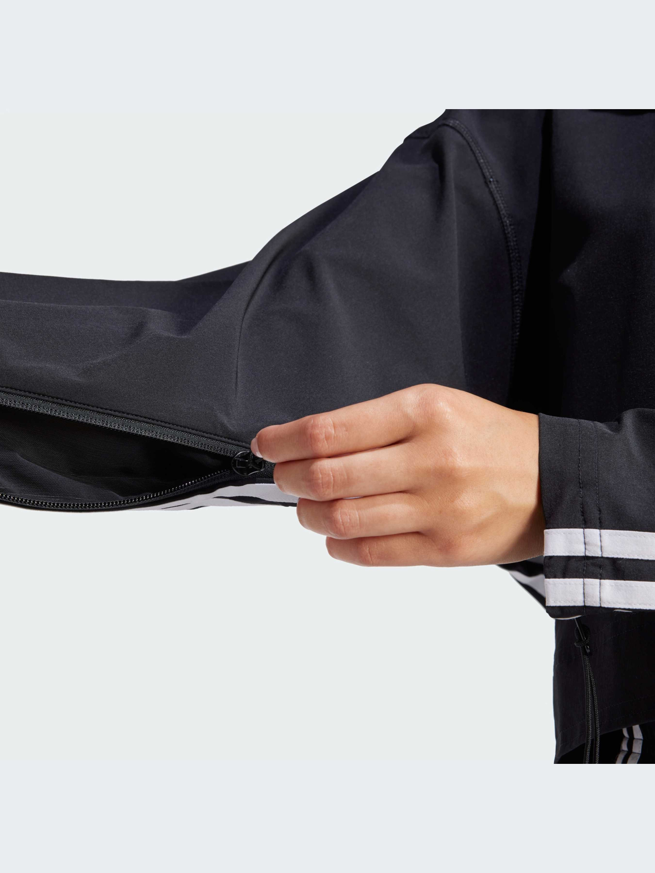 Ветровка Adidas модель IN1829 Фото