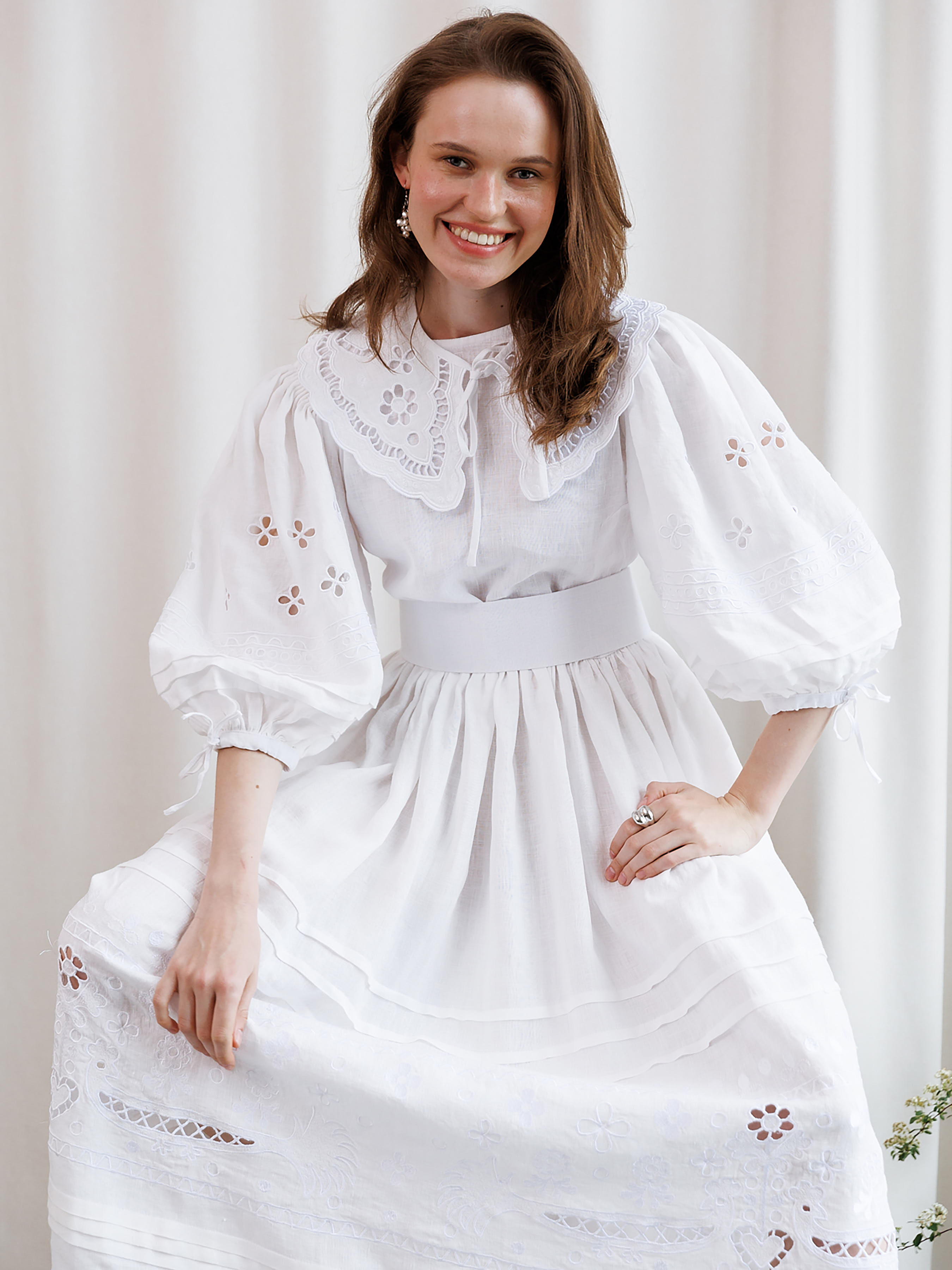 Лляна Жіноча Вишита сукня Embroidered Gem  (mp436990) колір білий