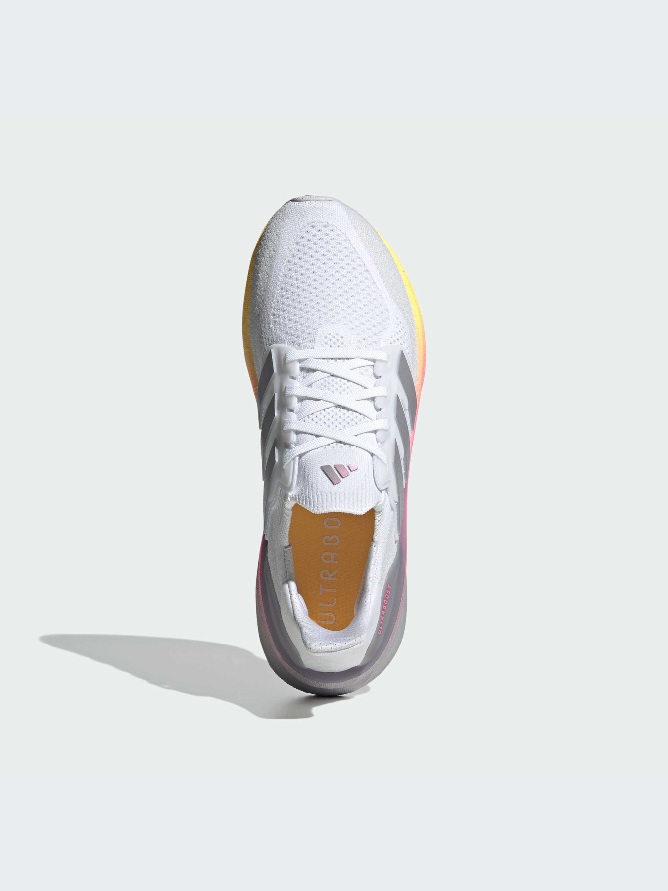 Кросівки для бігу Adidas Ultraboost модель ID8810 Фото