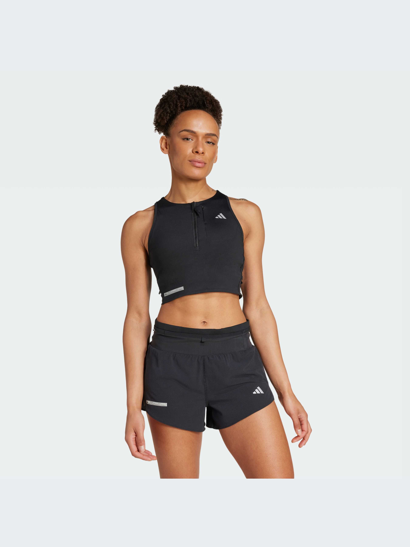 Топ спортивный Adidas модель IT3458 Фото