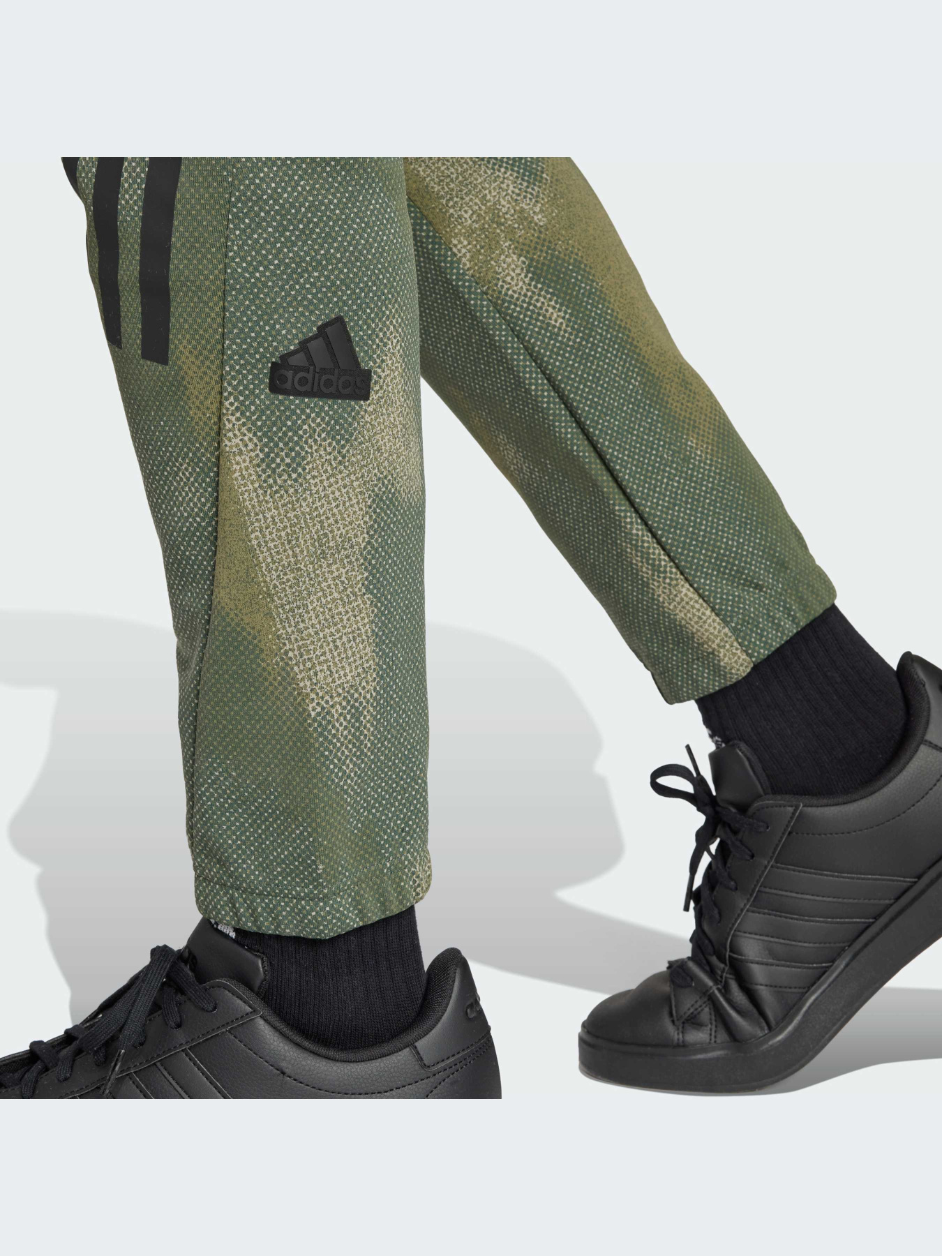 Джогери Adidas 3 Stripes модель IR9217 Фото