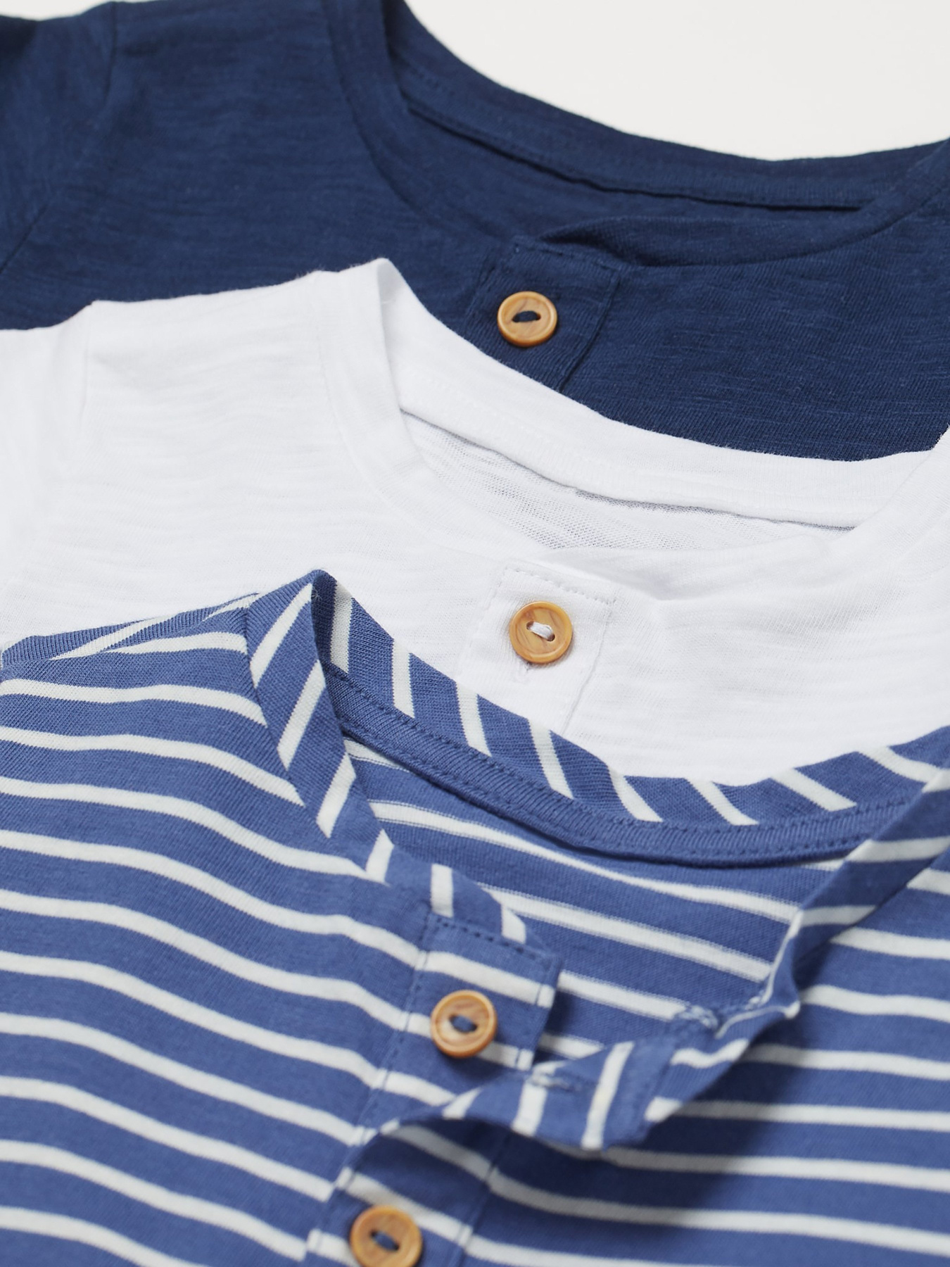 Набор футболок H&M модель 73734 Набор футболок H&M модель 73734 Фото