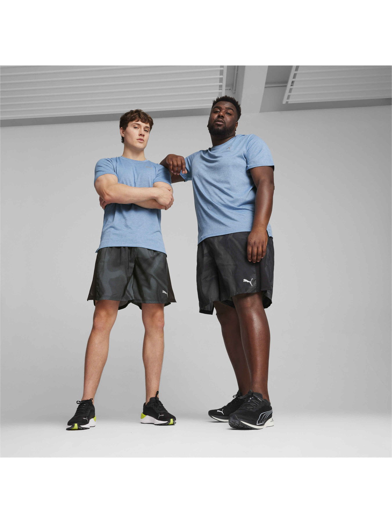 Шорты спортивные PUMA Run Fav Velocity Aop 7" Shrt модель 525094 Фото