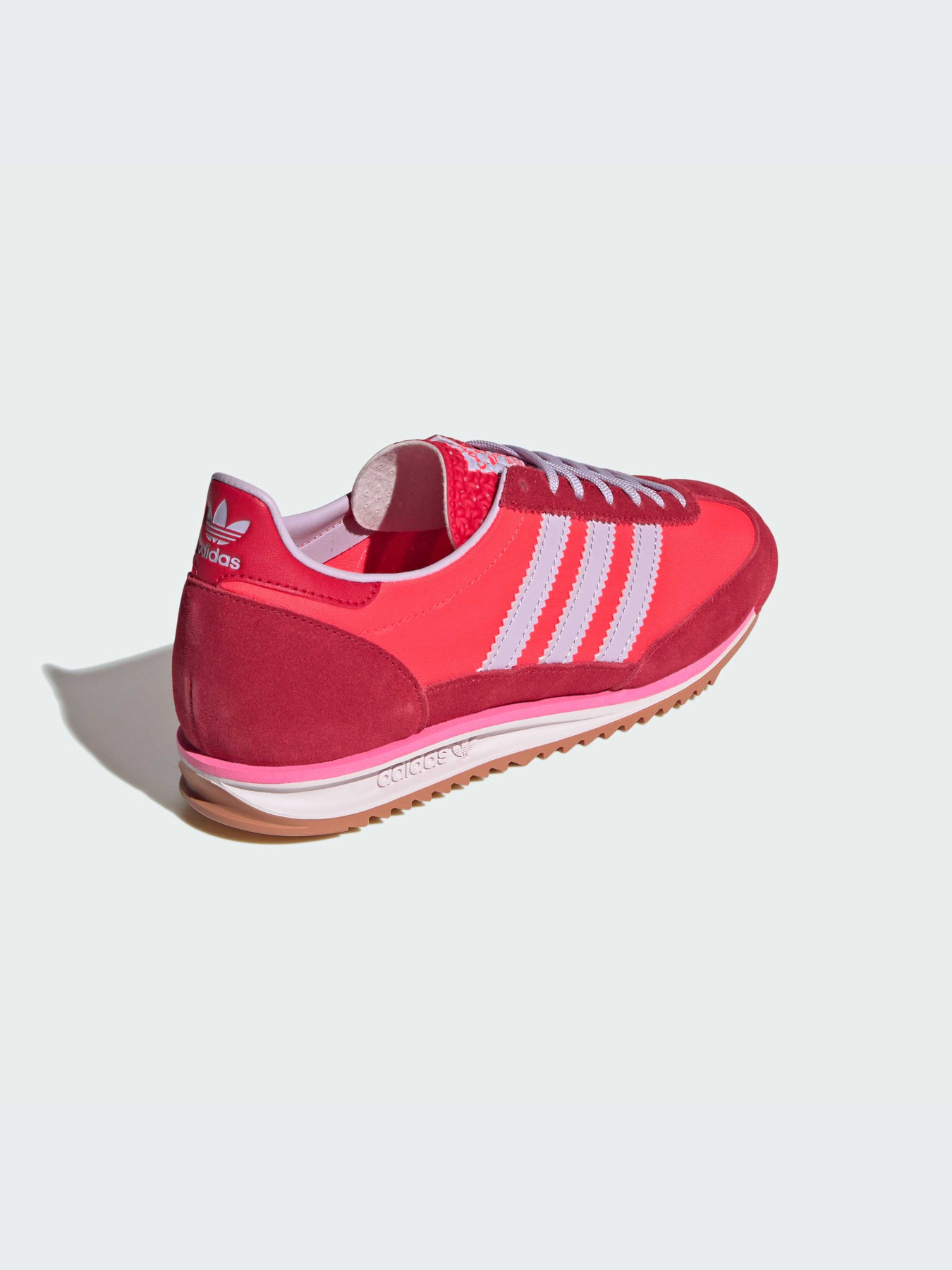 Кроссовки повседневные Adidas Культовые силуэты модель JH7392 Фото