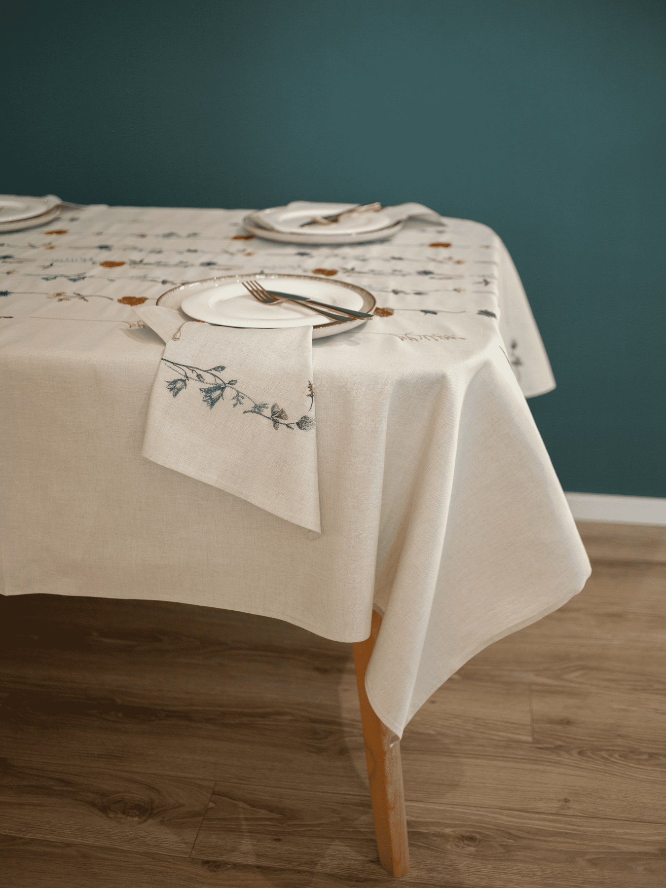 Скатертина "Польові квіти" Едельвіка модель 46-23-08 Фото