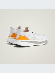Кроссовки Adidas Ultraboost модель IE8770-KZ Фото