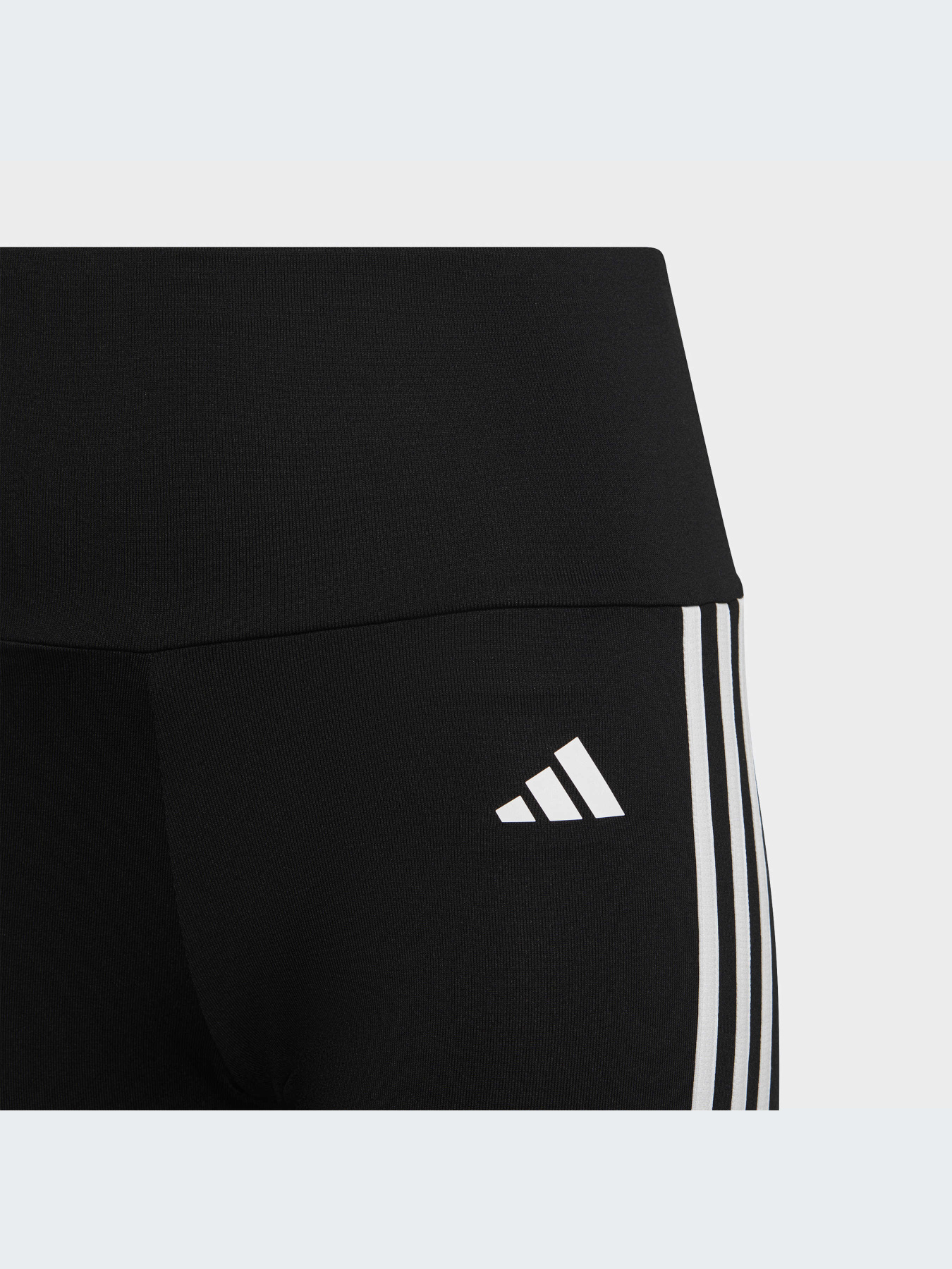 Спортивные леггинсы Adidas модель HR5786 Спортивные леггинсы Adidas модель HR5786 Фото